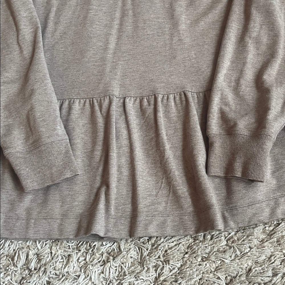Cabi Weekend Topper Tan Peplum Jacket - Size Medium   Style 3543 - Picture 12 of 13
